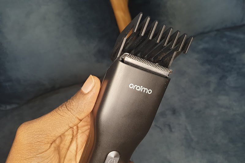 Oraimo Smart Clipper with adjustable comb