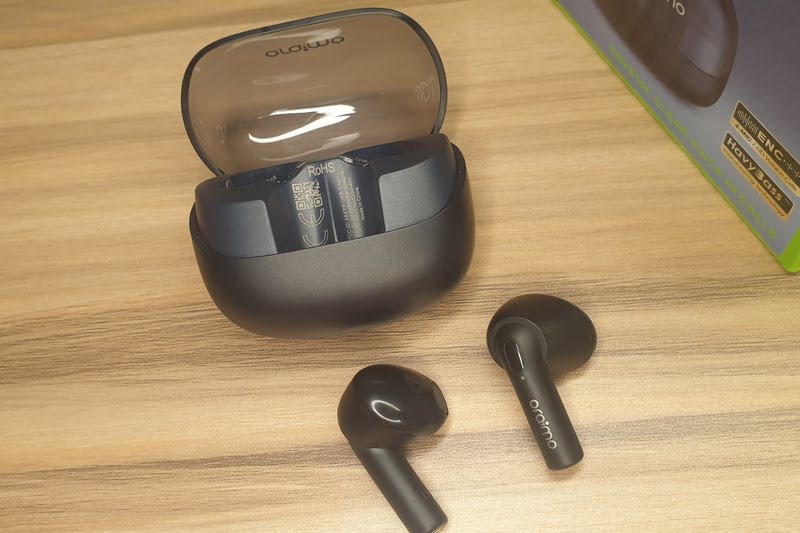 Oraimo Riff 2 earbuds