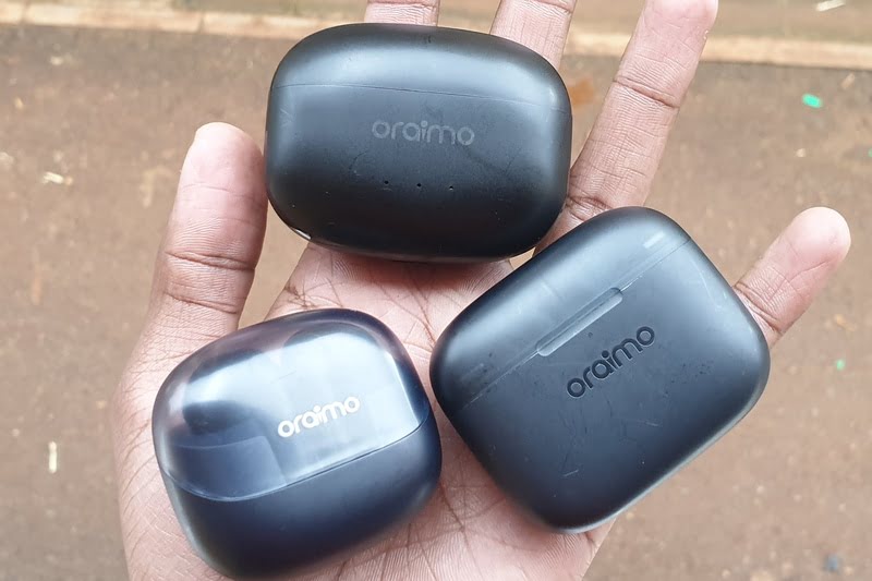 Oraimo earbuds in their respective cases